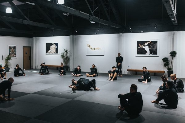 L'entraînement en krav maga : est-il adapté à tous les âges ?